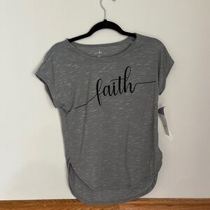 jusGray 'Faith' Short Sleeve Graphic Tee